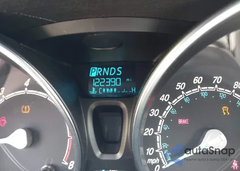 2018 Ford Fiesta Se z USA, uszkodzony, nr VIN 3FADP4BJ0JM138152